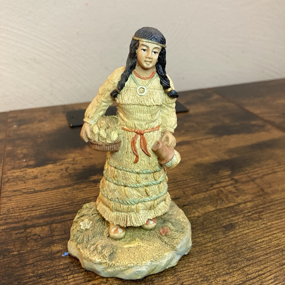 Native American Indian Girl‎ Young Woman Statue Dress Carrying Corn Water Braids